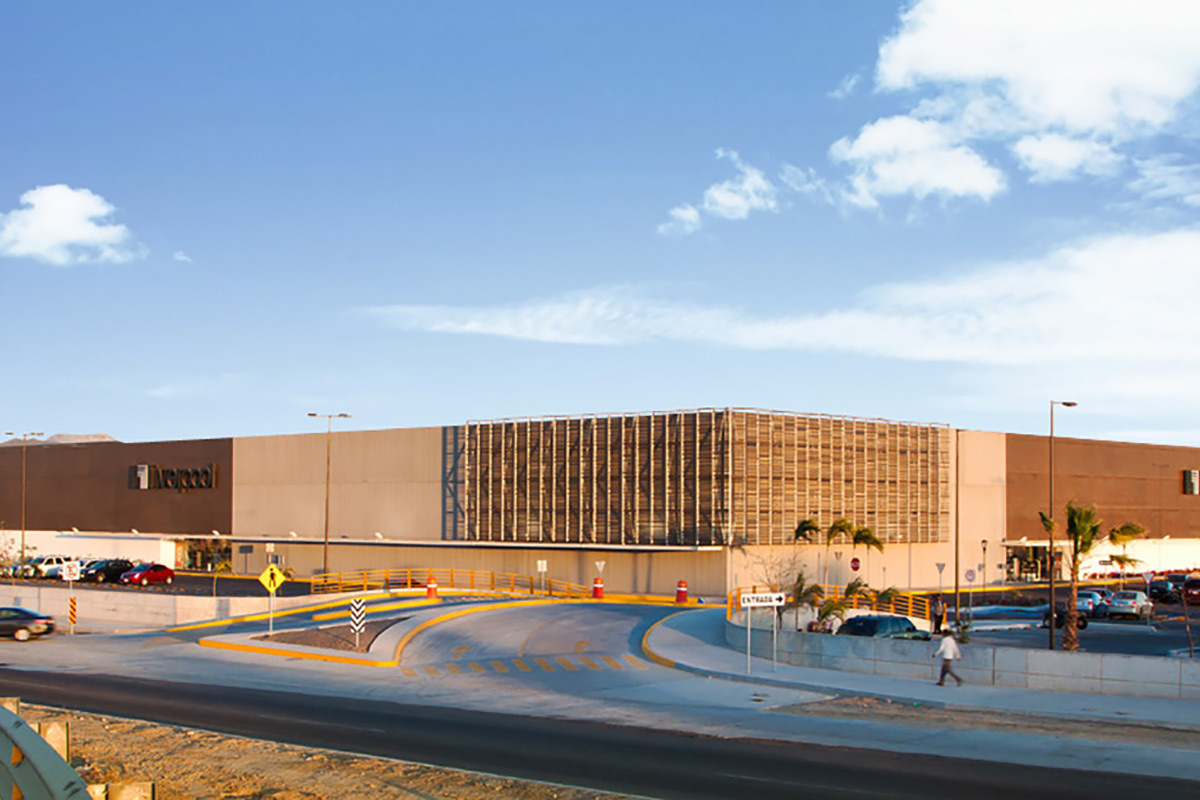 fachada con prefabricado de concreto aparente asloc